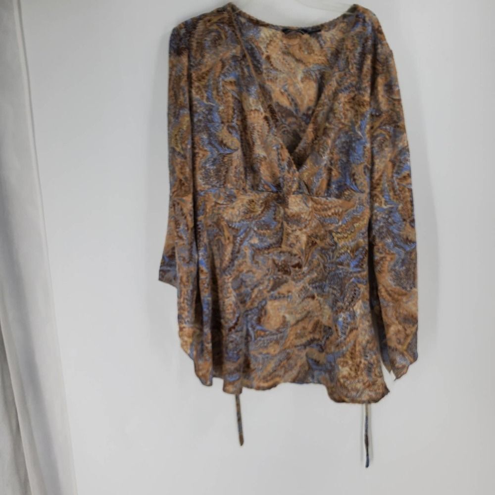 🩵FASHION WEB PLUS Woman 2X brown floral polyester Blouse